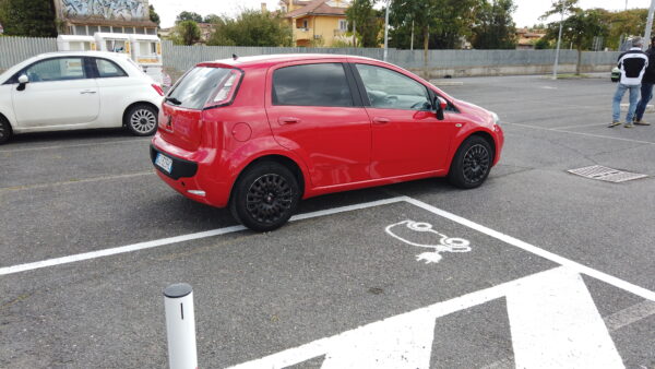 Fiat Punto EVO benzina euro5 - immagine 6