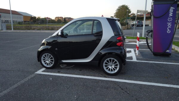Smart 451 benzina 52kw - immagine 3