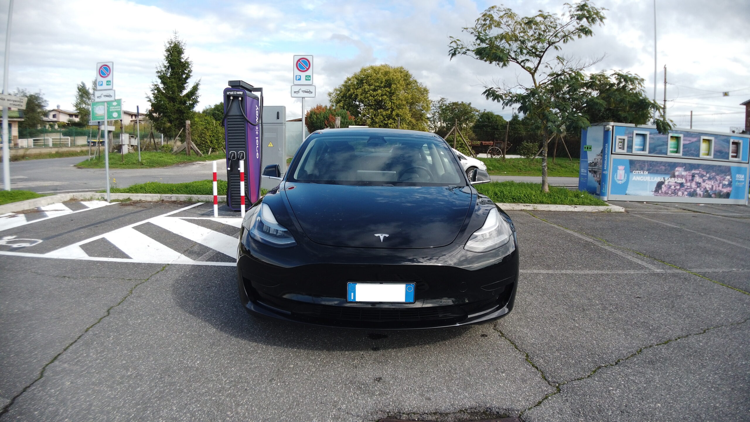 Tesla model 3 standard range plus 2020 - immagine 4