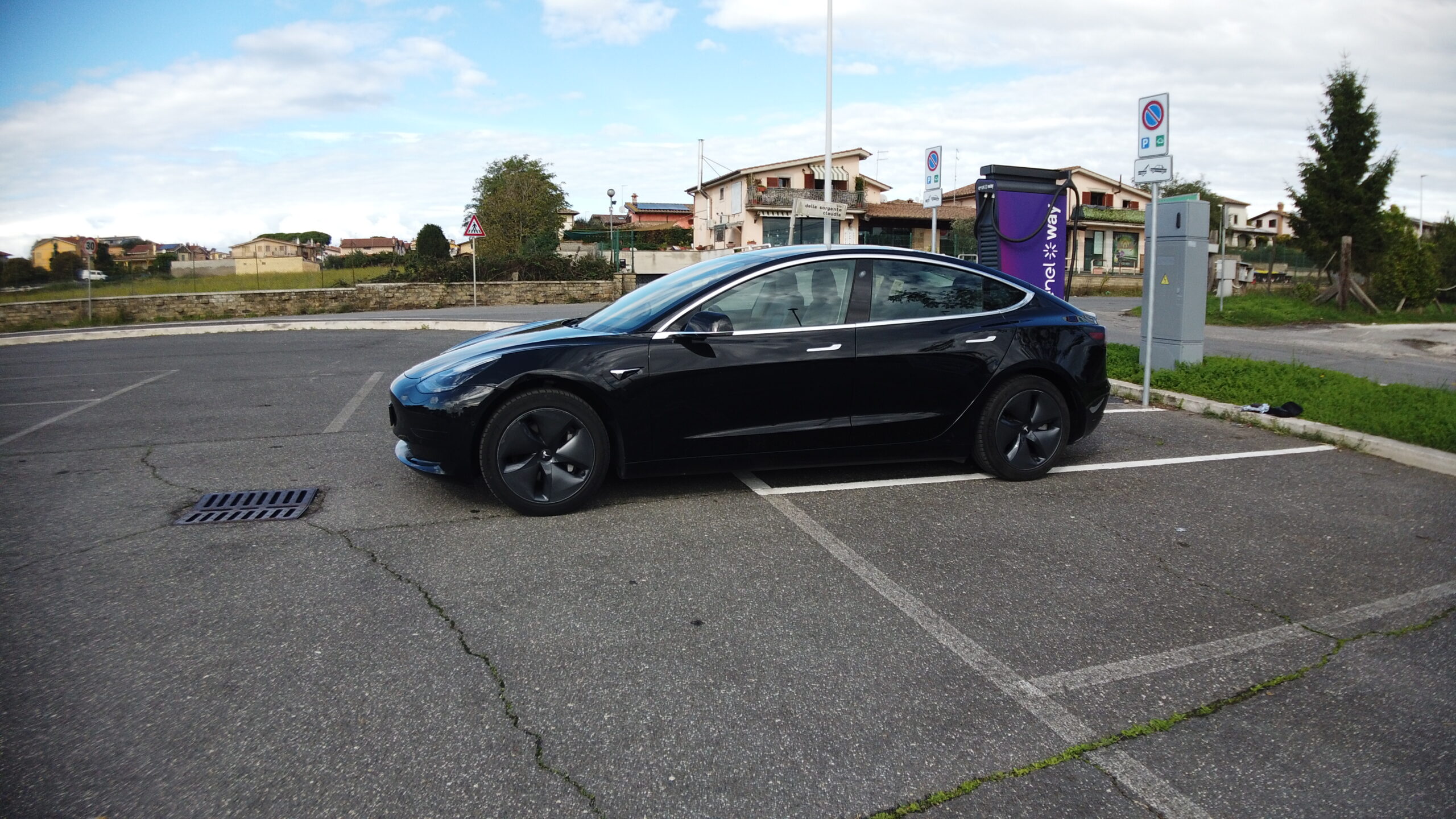 Tesla model 3 standard range plus 2020 - immagine 2