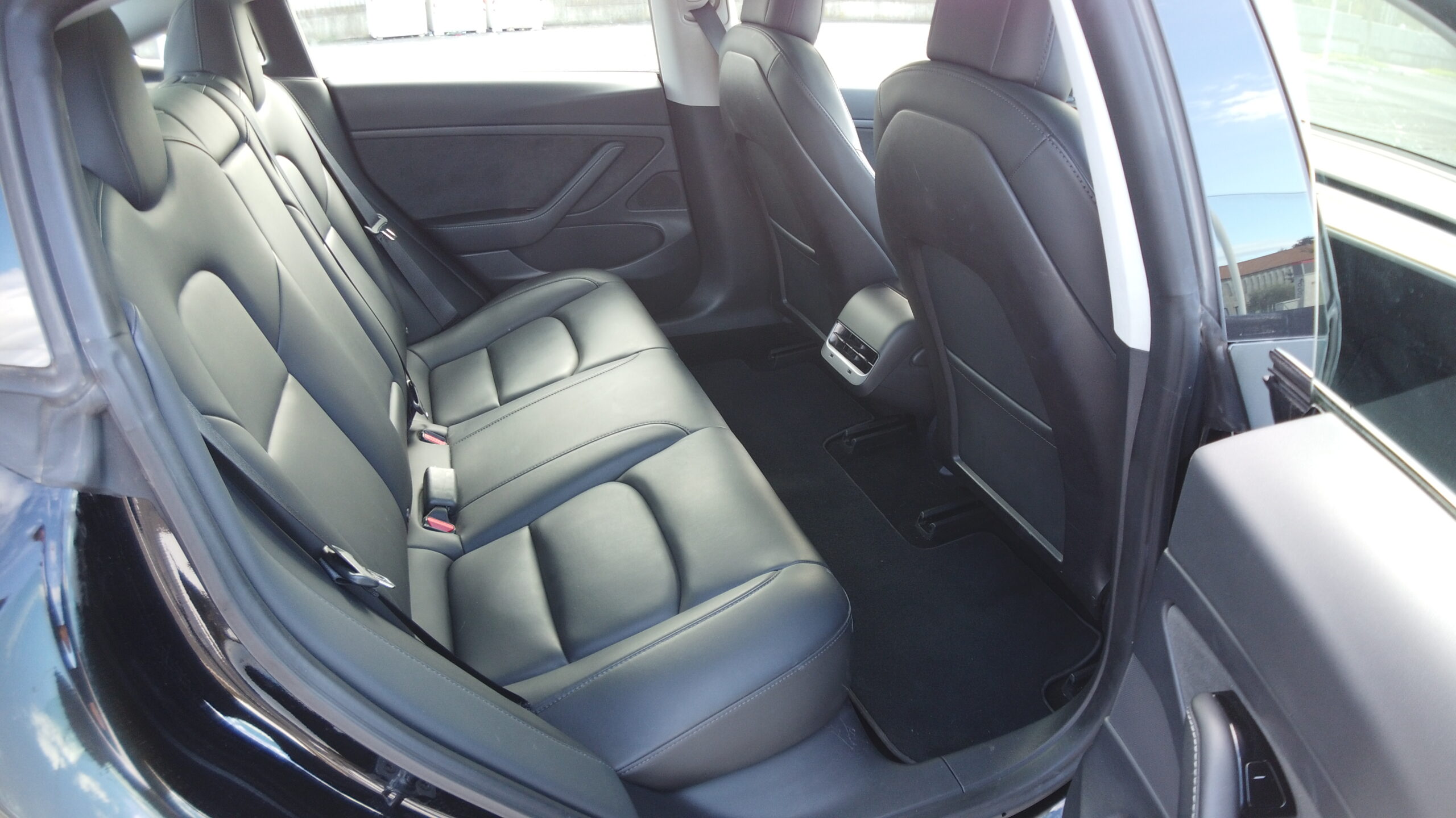 Tesla model 3 standard range plus 2020 - immagine 7