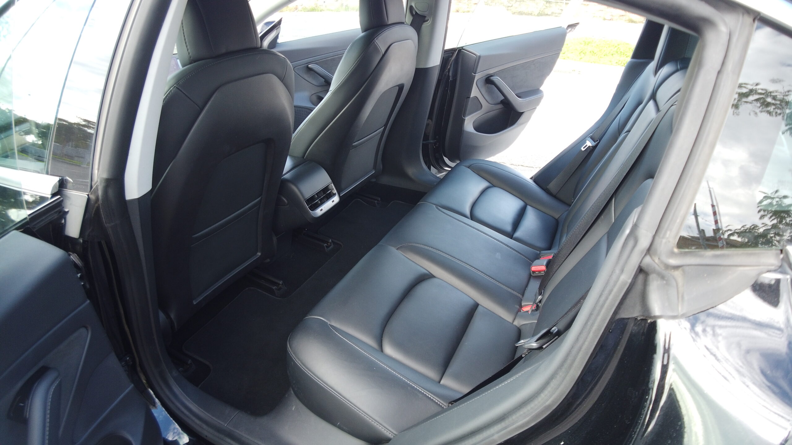 Tesla model 3 standard range plus 2020 - immagine 9